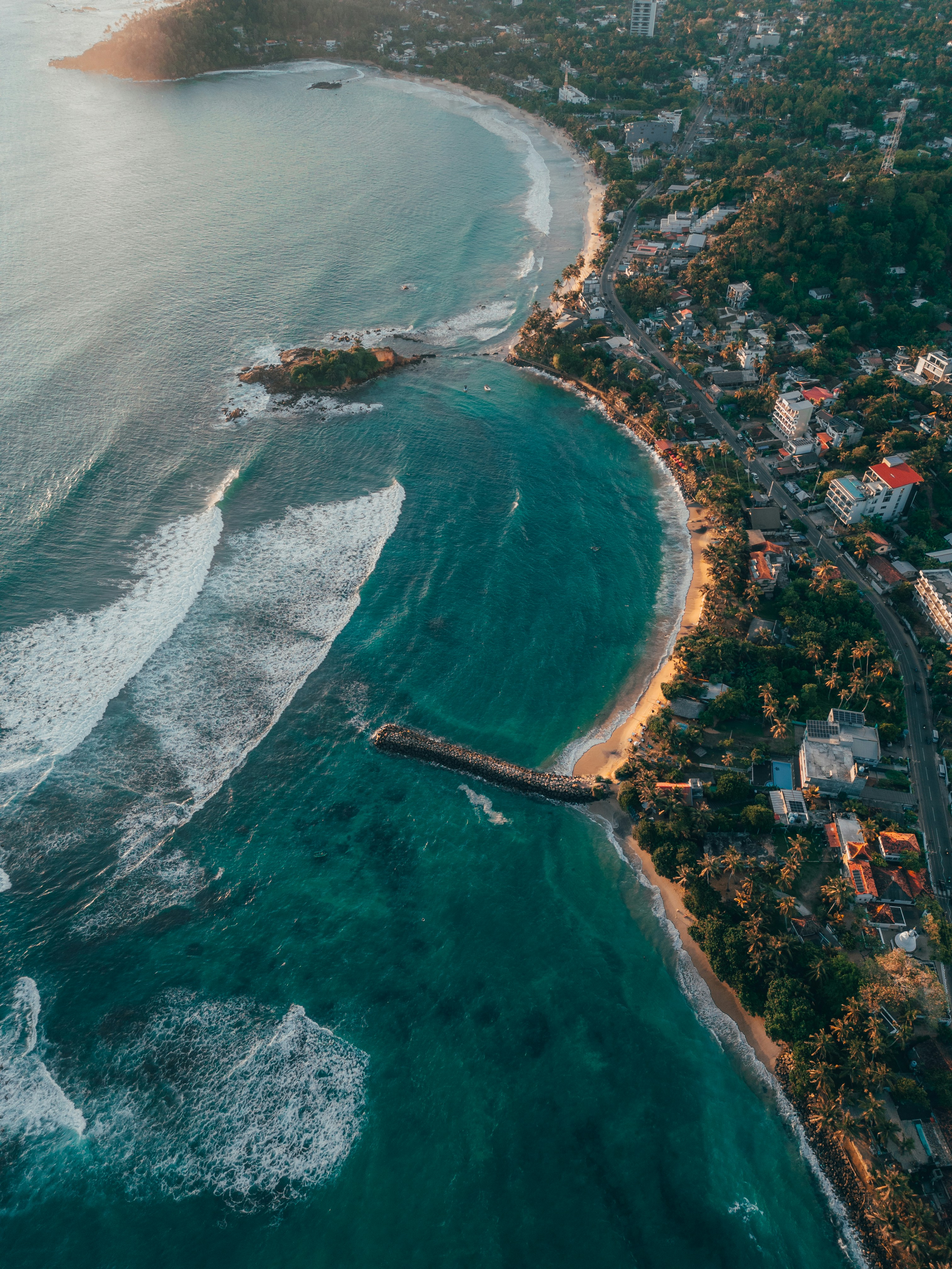 Tropical coastline and Indian Ocean waves in Sri Lanka